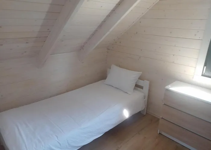 Manta Letniskowe * 辛安诺泽蒂